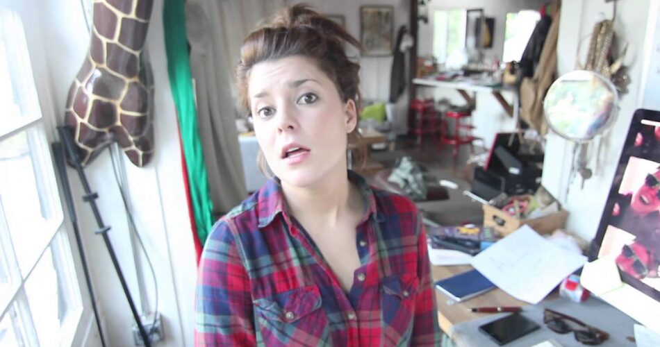 is Grace Helbig pregnant for real