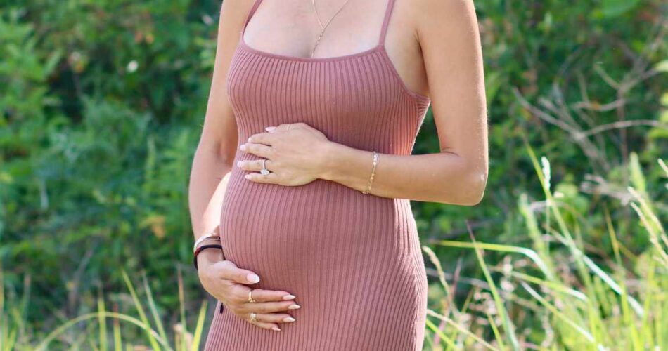 is Jana Kramer pregnant for real
