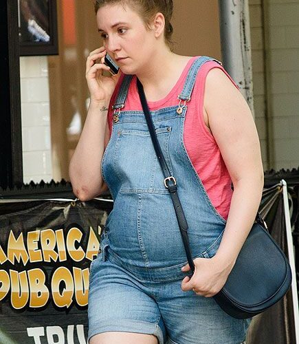 is Lena Dunham pregnant for real